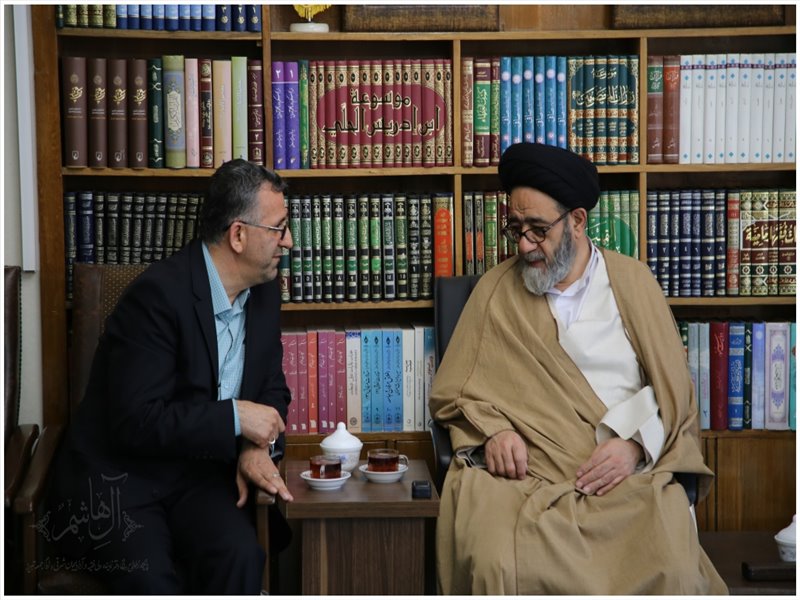 دیدار نوروزی امام جمعه تبریز با مدیران و مسئولان استانی