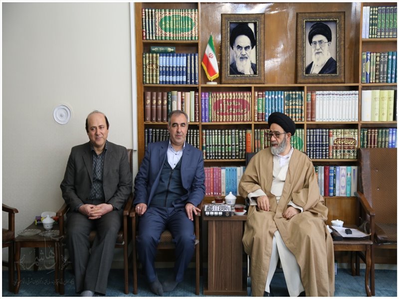 دیدار نوروزی امام جمعه تبریز با مدیران و مسئولان استانی