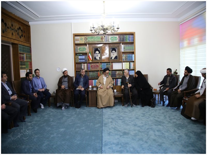 دیدار نوروزی امام جمعه تبریز با مدیران و مسئولان استانی