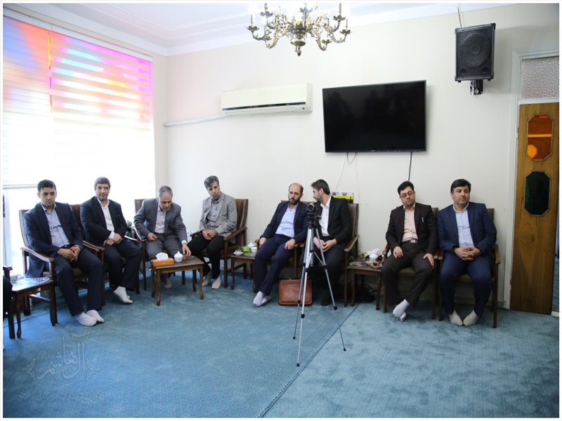 دیدار نوروزی امام جمعه تبریز با مدیران و مسئولان استانی