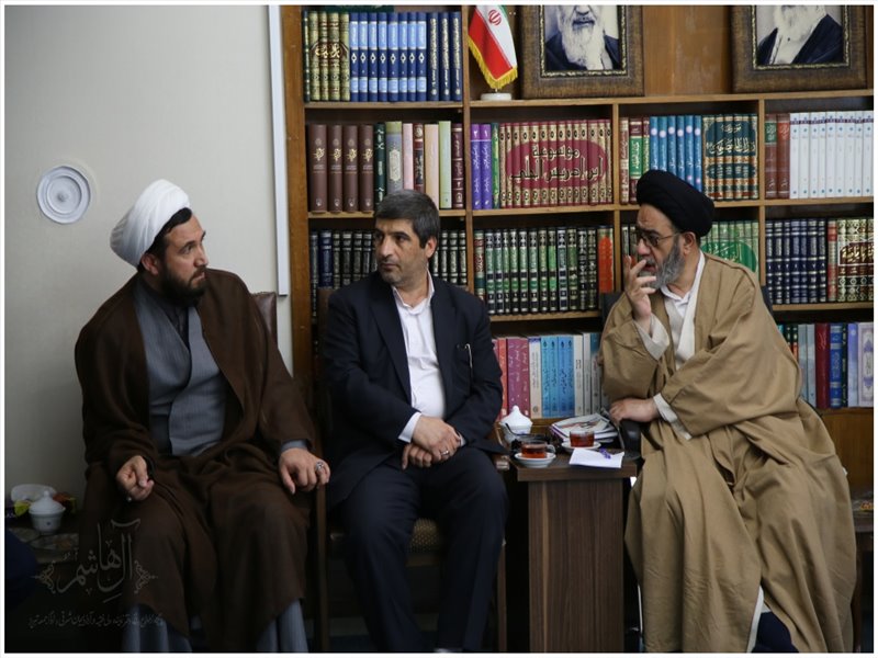 دیدار نوروزی امام جمعه تبریز با مدیران و مسئولان استانی