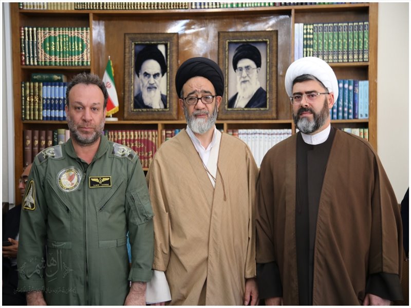 دیدار نوروزی امام جمعه تبریز با مدیران و مسئولان استانی