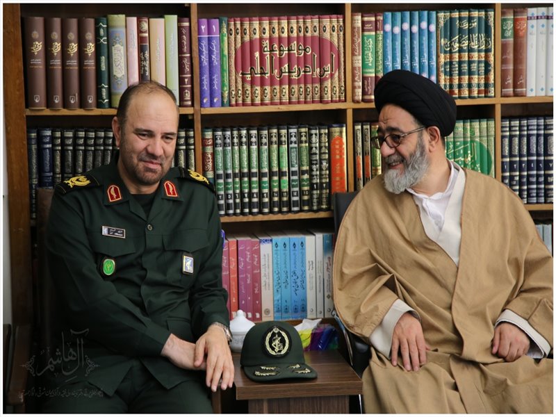 دیدار نوروزی امام جمعه تبریز با مدیران و مسئولان استانی