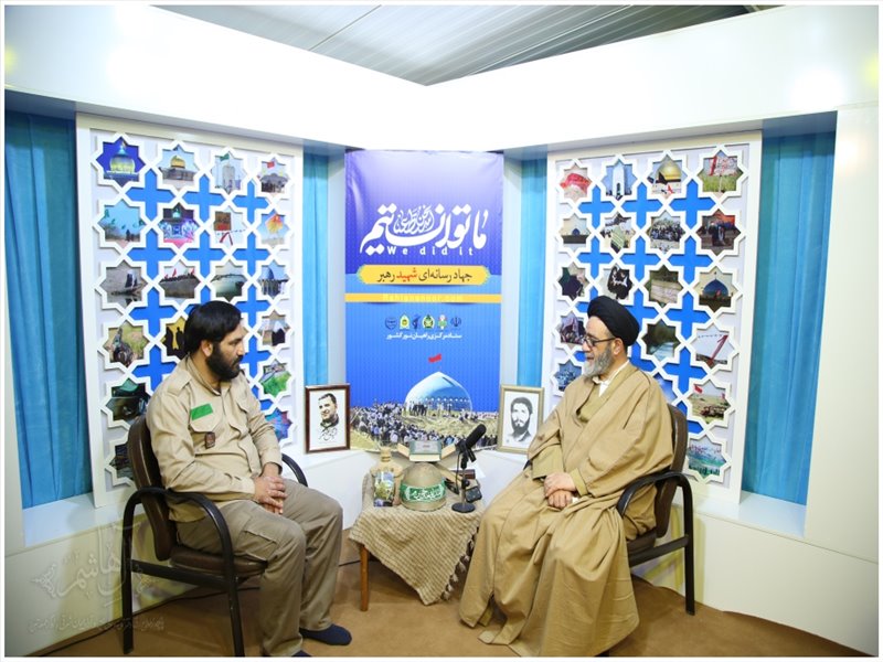 بازدید نماینده ولی فقیه در آذربایجان شرقی از نمایشگاه راهیان نور به روایت تصویر