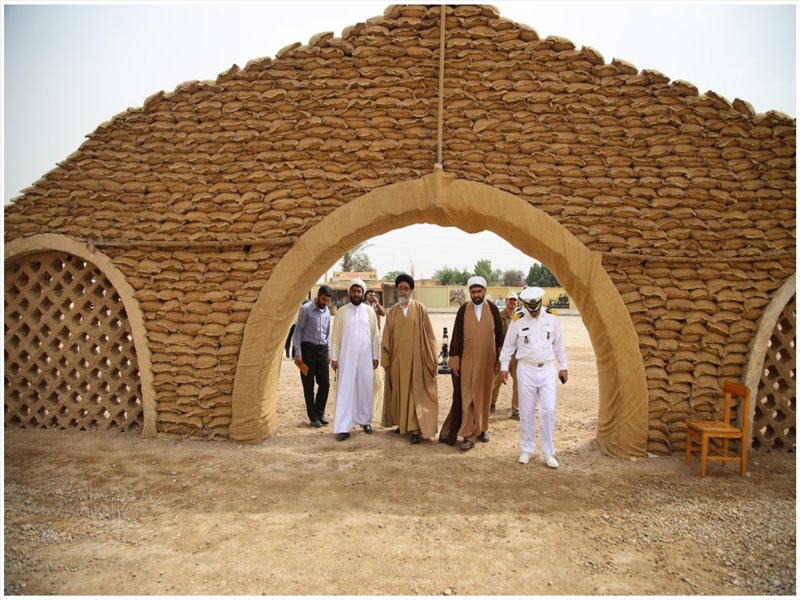 بازدید نماینده ولی فقیه در آذربایجان شرقی از نمایشگاه راهیان نور به روایت تصویر