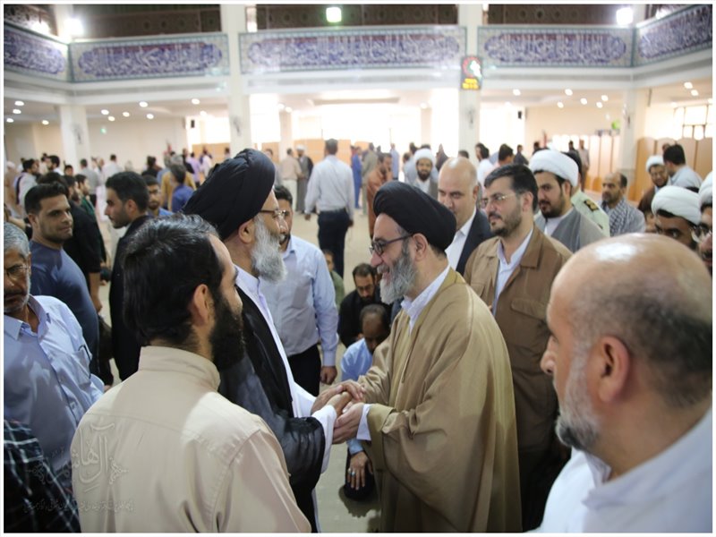 بازدید نماینده ولی فقیه در آذربایجان شرقی از نمایشگاه راهیان نور به روایت تصویر