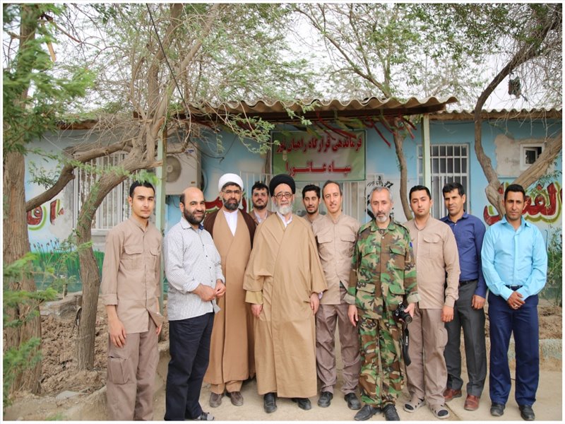 بازدید نماینده ولی فقیه در آذربایجان شرقی از نمایشگاه راهیان نور به روایت تصویر