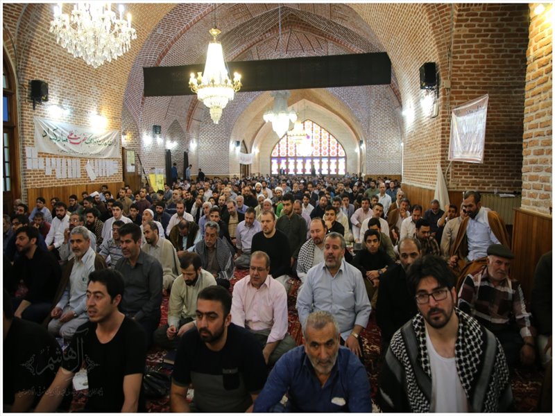 حضور نماینده ولی فقیه در جمع معتکفین مسجد جامع تبریز