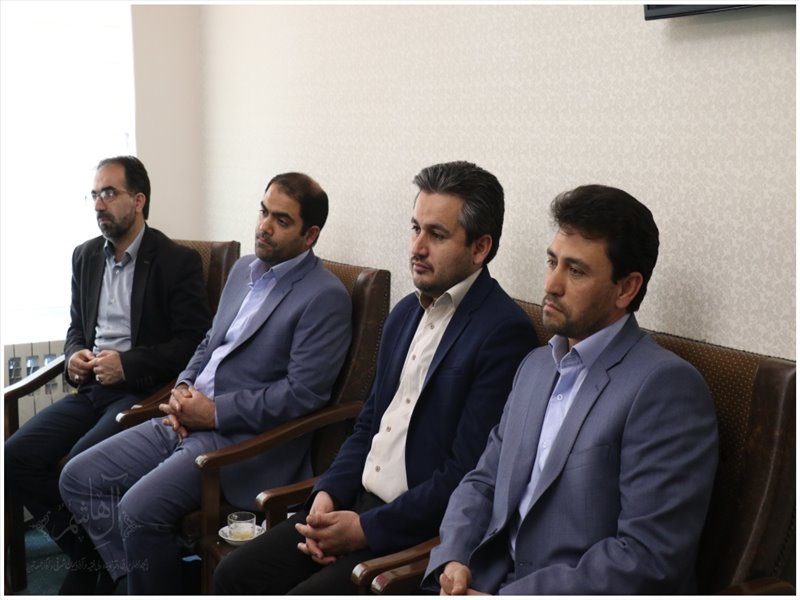 دیدار مؤسسات فعال قرارگاه سازندگی خاتم الانبیاء استان با امام جمعه تبریز