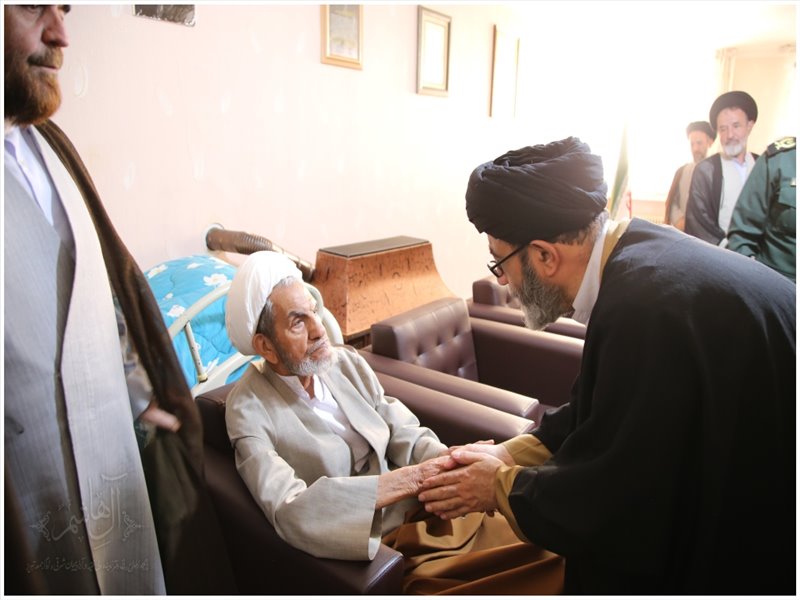 گزارش تصویری از حضور امام جمعه تبریز در آذربایجان غربی