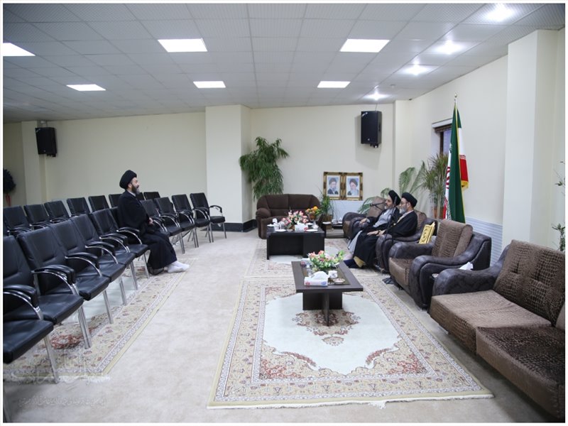 نشست صمیمی نمایندگان ولی فقیه در استان های آذربایجان شرقی، غربی و اردبیل