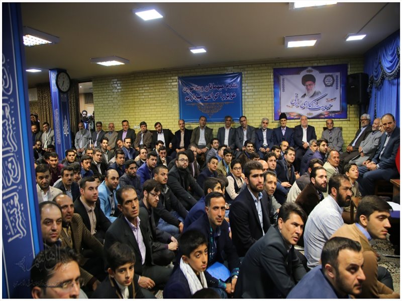 دیدار مداحان پیشکسوت با امام جمعه تبریز