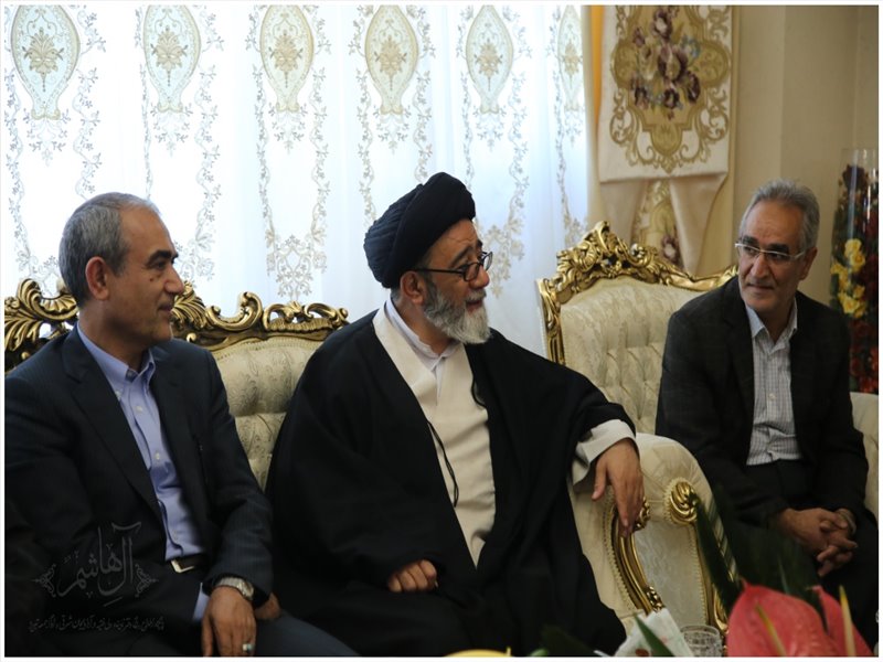 عیادت نماینده ولی فقیه از جانبازان دوران دفاع مقدس