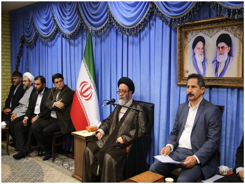 دیدار اعضای ستاد مشترک برگزاری مراسم و مناسبت های مذهبی در تبریز با نماینده ولی فقیه در استان