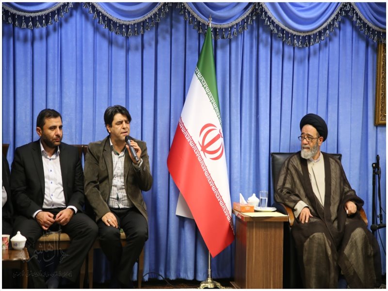 دیدار اعضای ستاد مشترک برگزاری مراسم و مناسبت های مذهبی در تبریز با نماینده ولی فقیه در استان