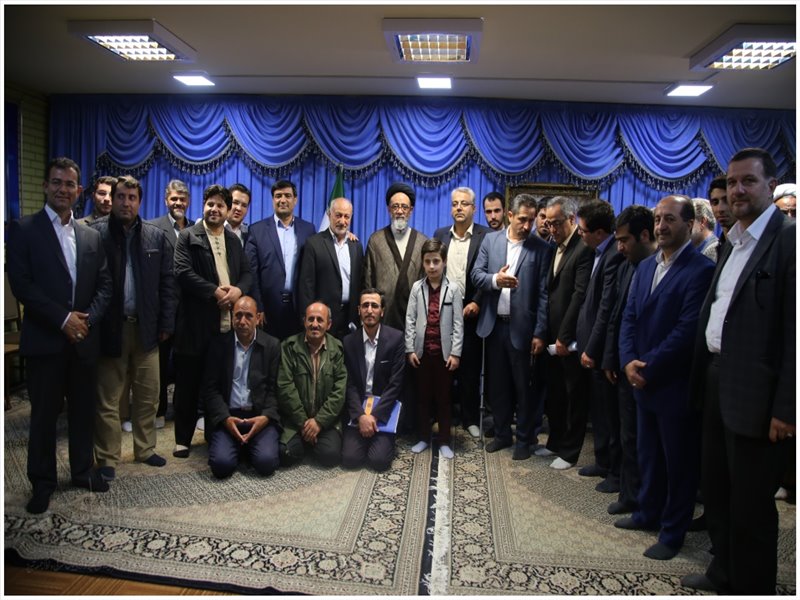 دیدار اعضای ستاد مشترک برگزاری مراسم و مناسبت های مذهبی در تبریز با نماینده ولی فقیه در استان