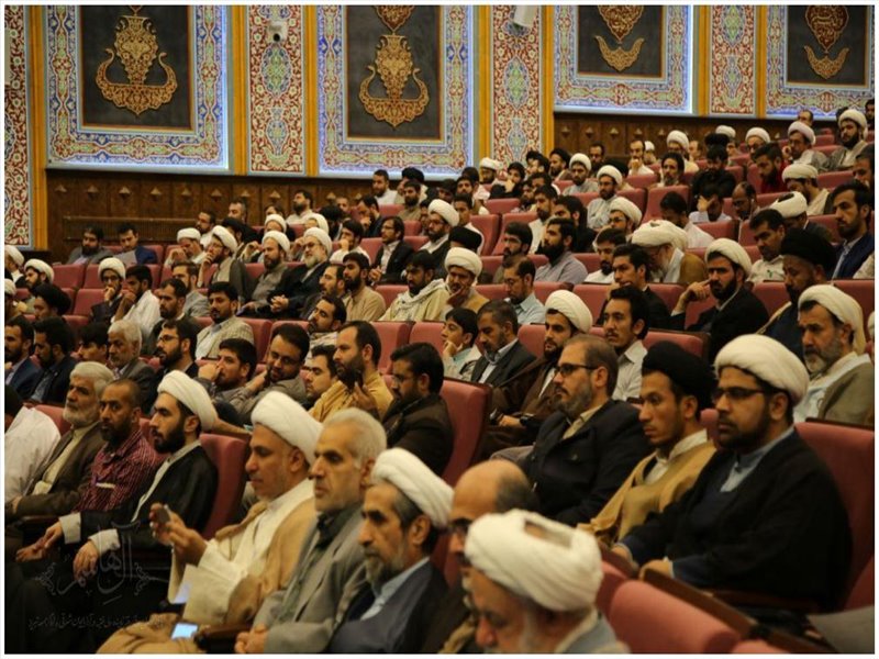 تجلیل از امام جمعه تبریز در چهاردهمین همایش بین المللی دکترین مهدویت