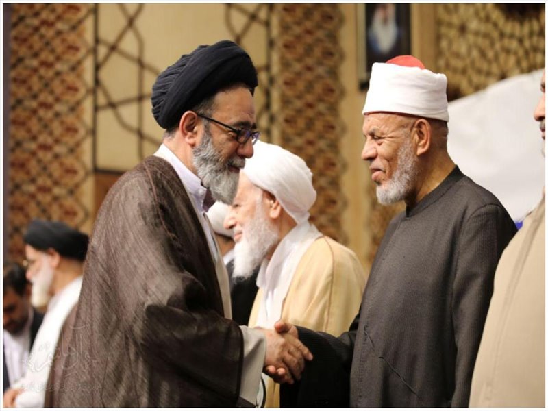 تجلیل از امام جمعه تبریز در چهاردهمین همایش بین المللی دکترین مهدویت