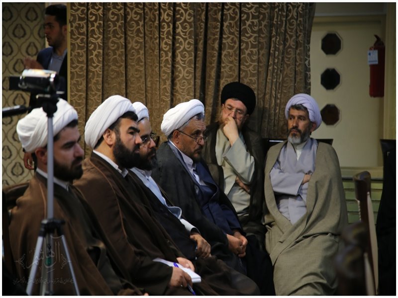 تجلیل از اساتید نمونه و پیشکسوت حوزه های علمیه تبریز