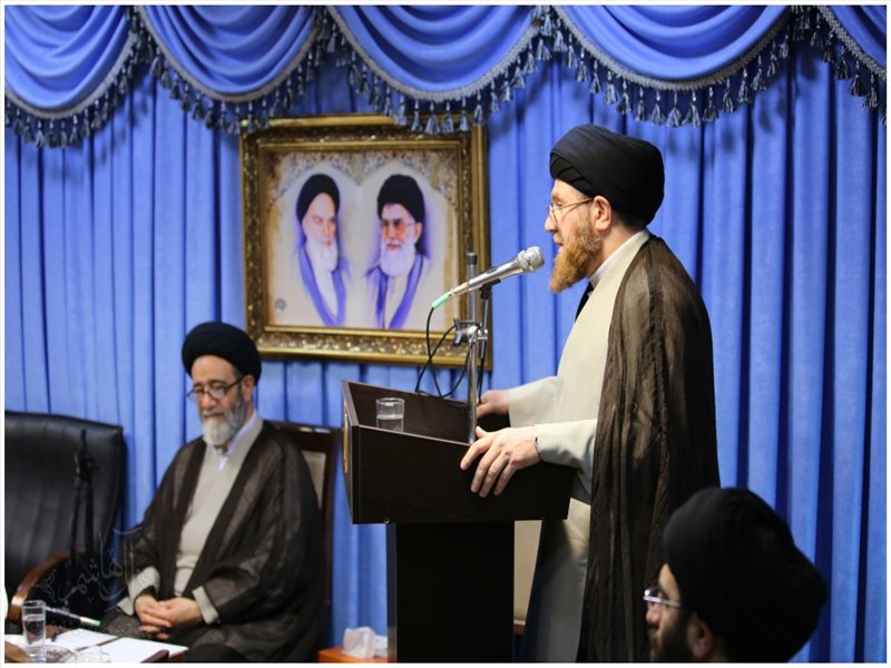 تجلیل از اساتید نمونه و پیشکسوت حوزه های علمیه تبریز