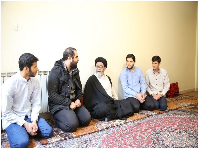 حضور امام جمعه تبریز در حجره های طلاب