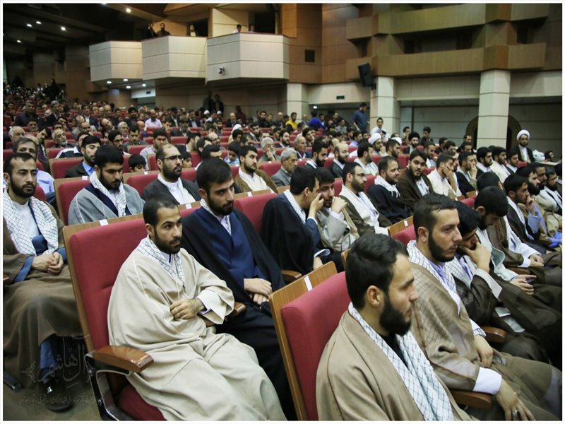 مراسم عمامه گذاری طلاب مدارس علمیه آذربایجان ‌شرقی