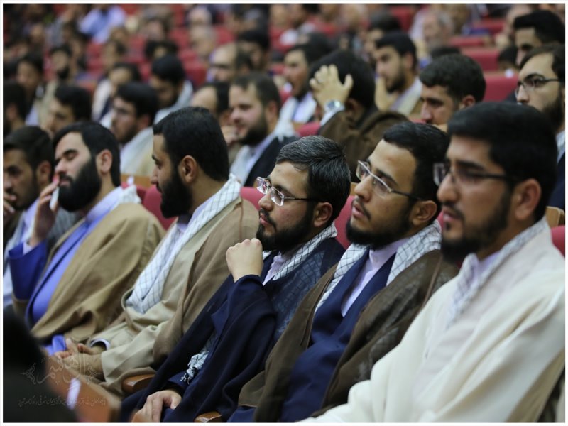 مراسم عمامه گذاری طلاب مدارس علمیه آذربایجان ‌شرقی