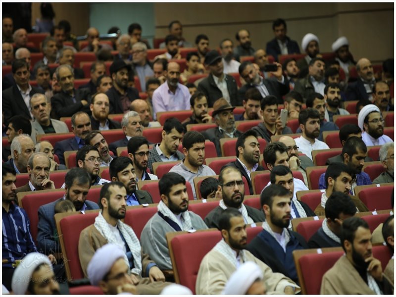 مراسم عمامه گذاری طلاب مدارس علمیه آذربایجان ‌شرقی