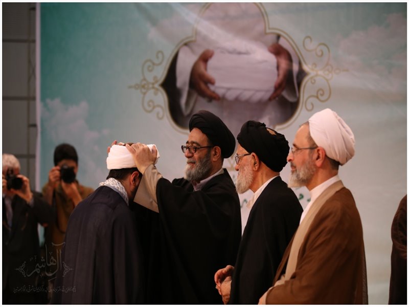 مراسم عمامه گذاری طلاب مدارس علمیه آذربایجان ‌شرقی