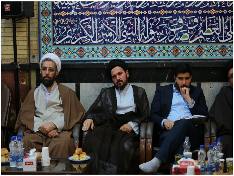 آئین عمامه گذاری طلاب حوزه علمیه ولی‌عصر(عج) بناب