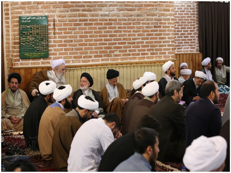 در آستانه ماه مبارک رمضان همایش بزرگ طلایه داران تبلیغ