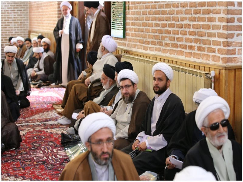 در آستانه ماه مبارک رمضان همایش بزرگ طلایه داران تبلیغ