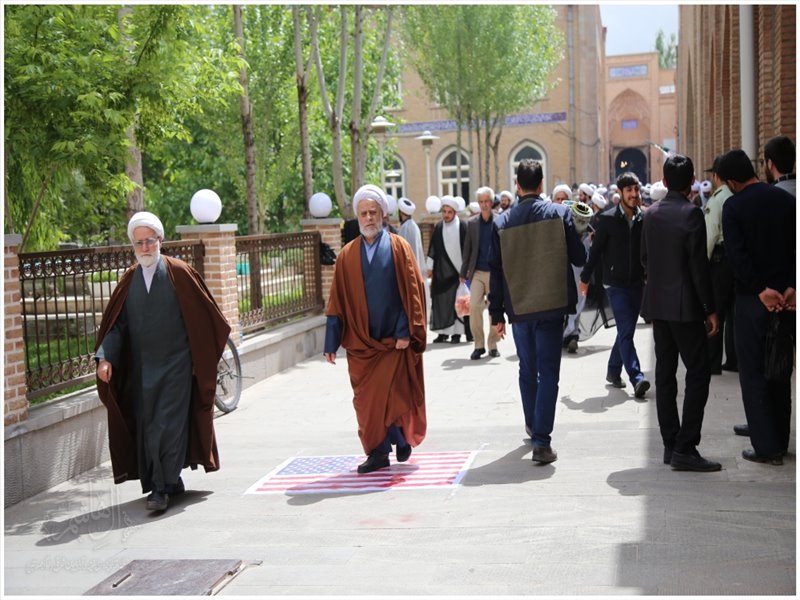 در آستانه ماه مبارک رمضان همایش بزرگ طلایه داران تبلیغ