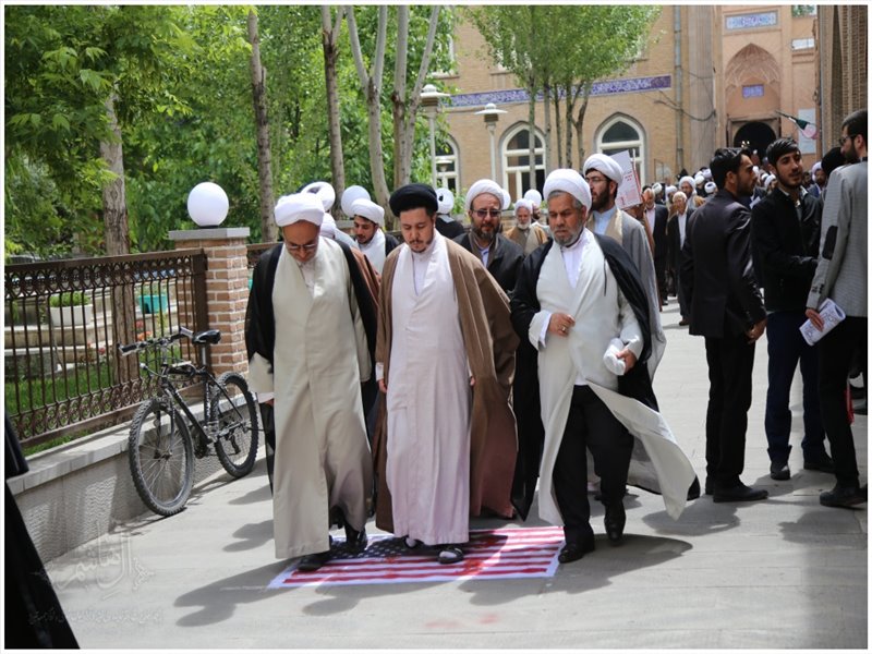 در آستانه ماه مبارک رمضان همایش بزرگ طلایه داران تبلیغ