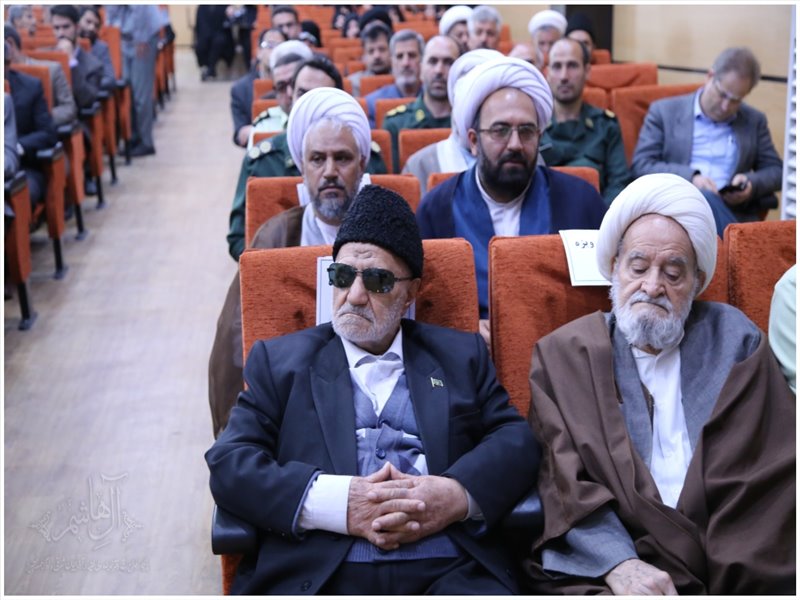 همایش تکریم شیخ محمد فاضل مرندی