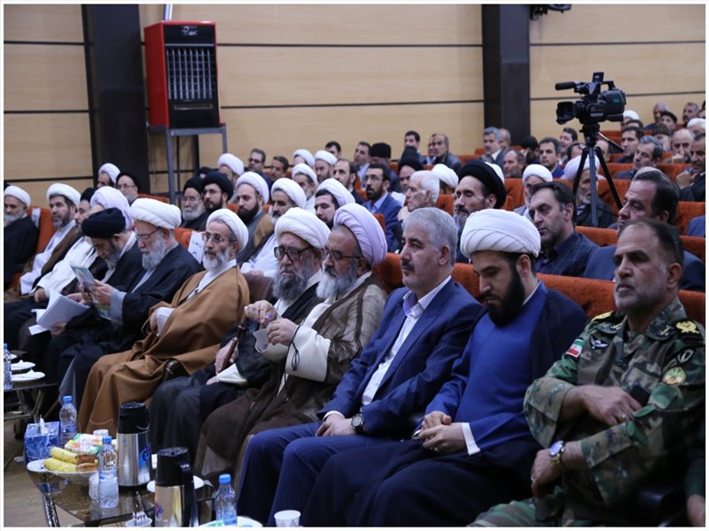 همایش تکریم شیخ محمد فاضل مرندی
