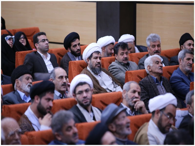 همایش تکریم شیخ محمد فاضل مرندی