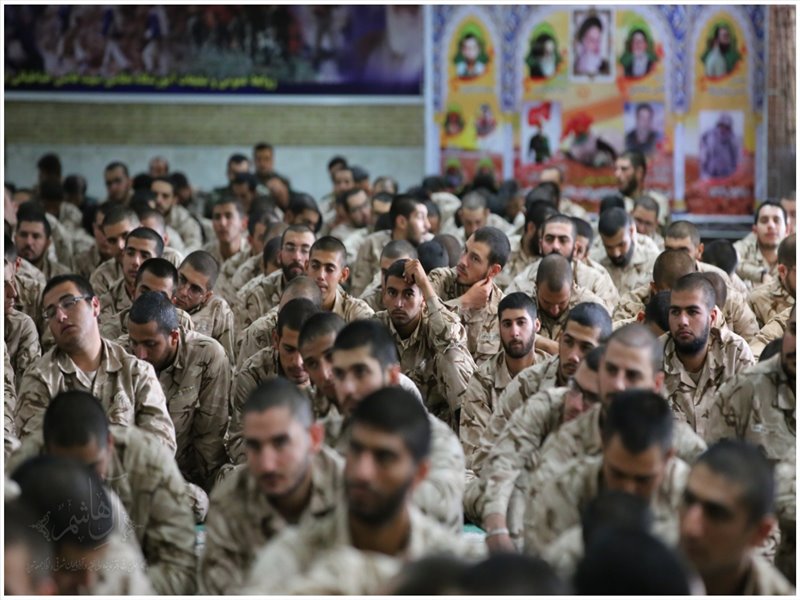 در جمع سربازان پادگان شهید قاضی طباطبایی تبریز