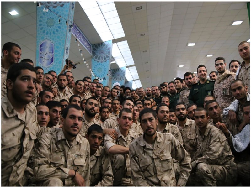در جمع سربازان پادگان شهید قاضی طباطبایی تبریز