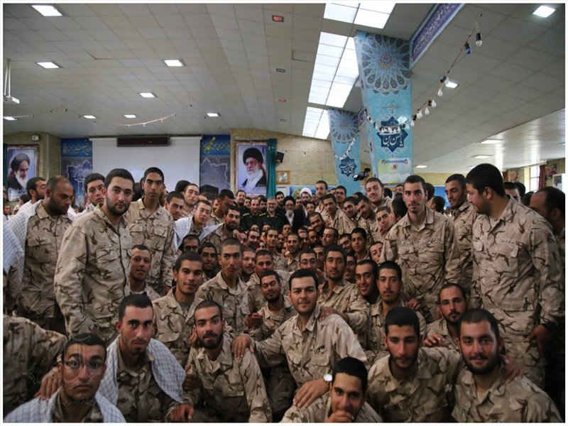 در جمع سربازان پادگان شهید قاضی طباطبایی تبریز