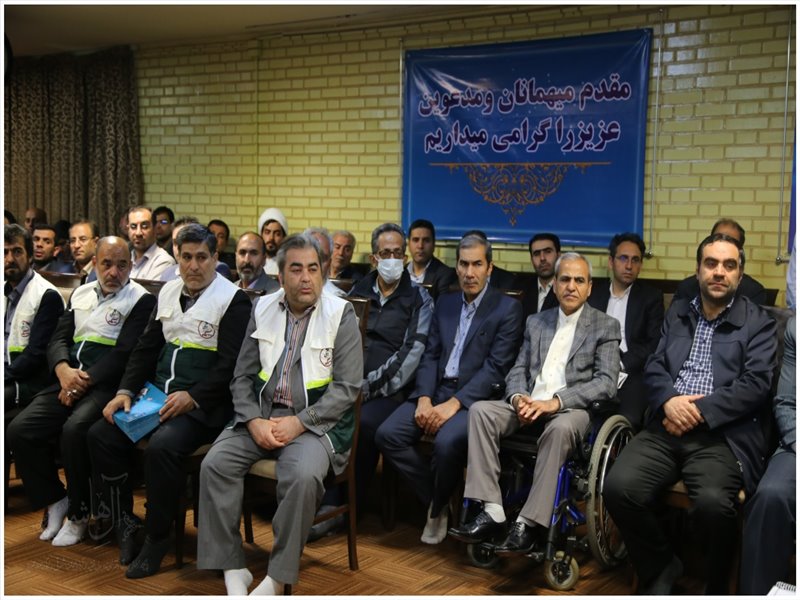 دیدار سفیران جامعه بسیج پزشکی با نماینده ولی فقیه در استان