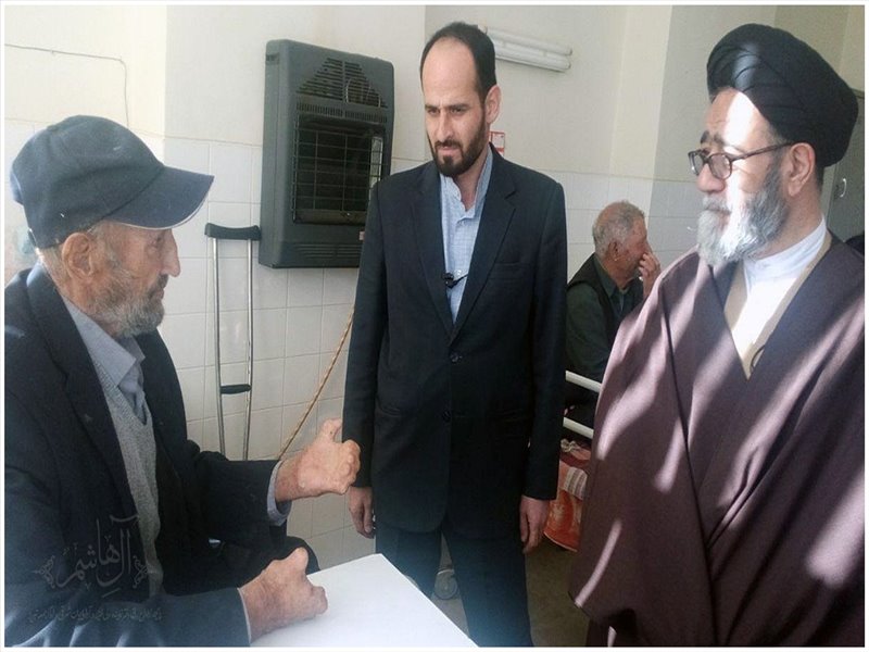 بازدید نماینده ولی فقیه در استان از آسایشگاه بابا‌ باغی