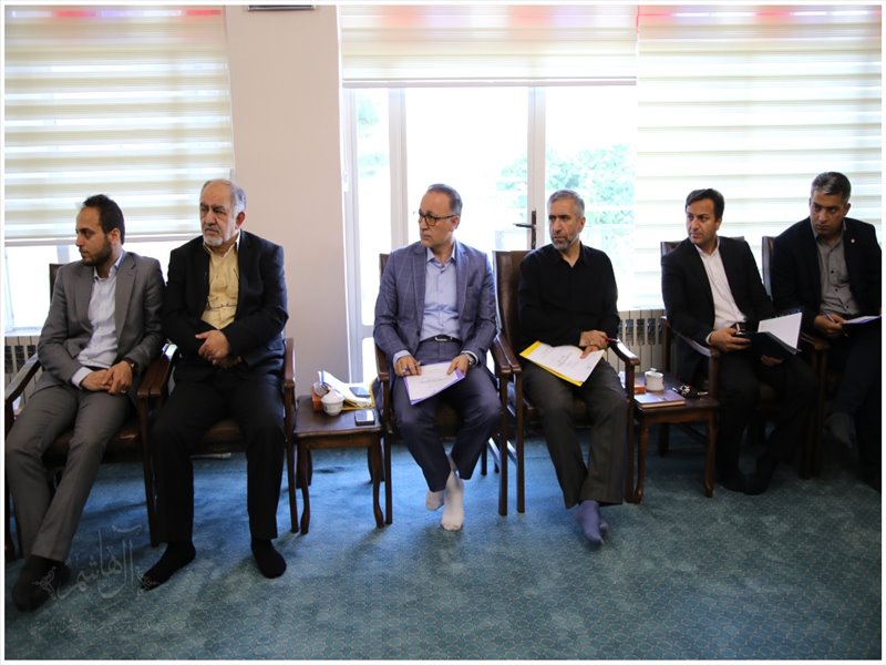 نشست هماهنگی همایش فقه گردشگری در بیت امام جمعه تبریز