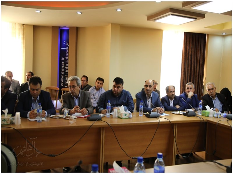 بازدید امام جمعه تبریز از کارخانه دونار آذربایجان