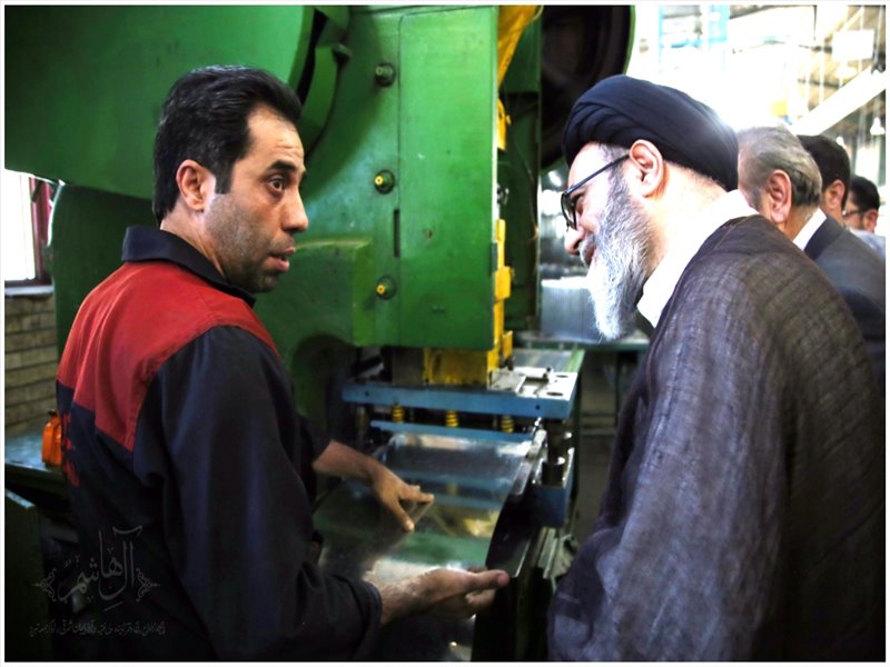 بازدید امام جمعه تبریز از کارخانه دونار آذربایجان
