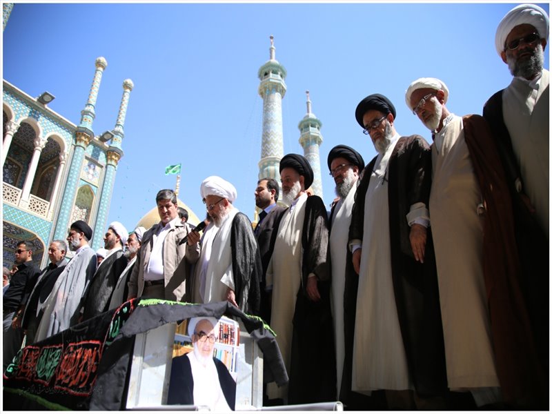 مراسم تشییع آیت‌الله دوزدوزانی برگزار شد