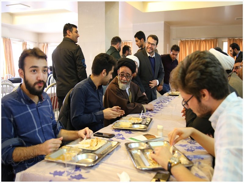 حضور حجت الاسلام والمسلمین آل هاشم در دانشگاه آزاد اسلامی تبریز