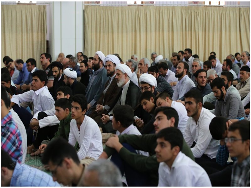 تجلیل از خواهران حافظ کل قرآن کریم