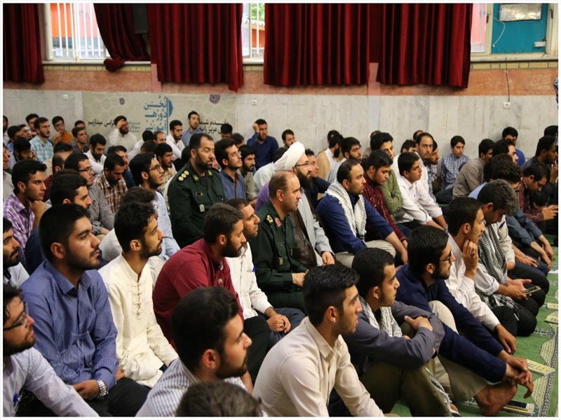 نخستین دوره آموزشی تربیت مربی بسیج دانش آموزی