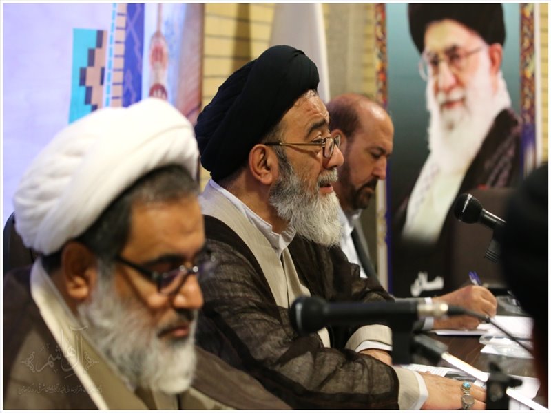 همایش مسئولین ستادهای نمازجمعه استان